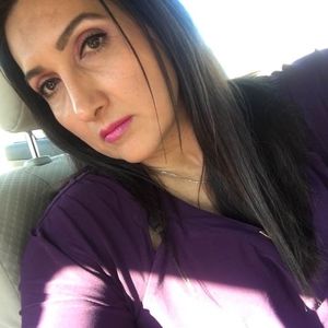 Meet your Posher, Martinez